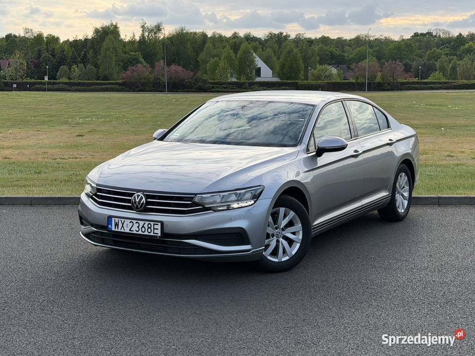 Passat 15TSI Salon 1wl LED CarPlay FV23 Grzane benzyna
