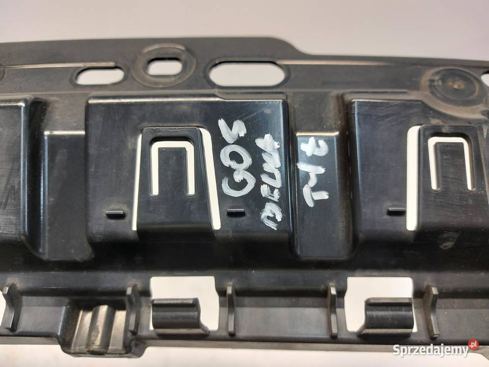 BMW G05 X5 30d 2019r ŚRODKOWY ŚLIZG ZDERZAKA TYŁ