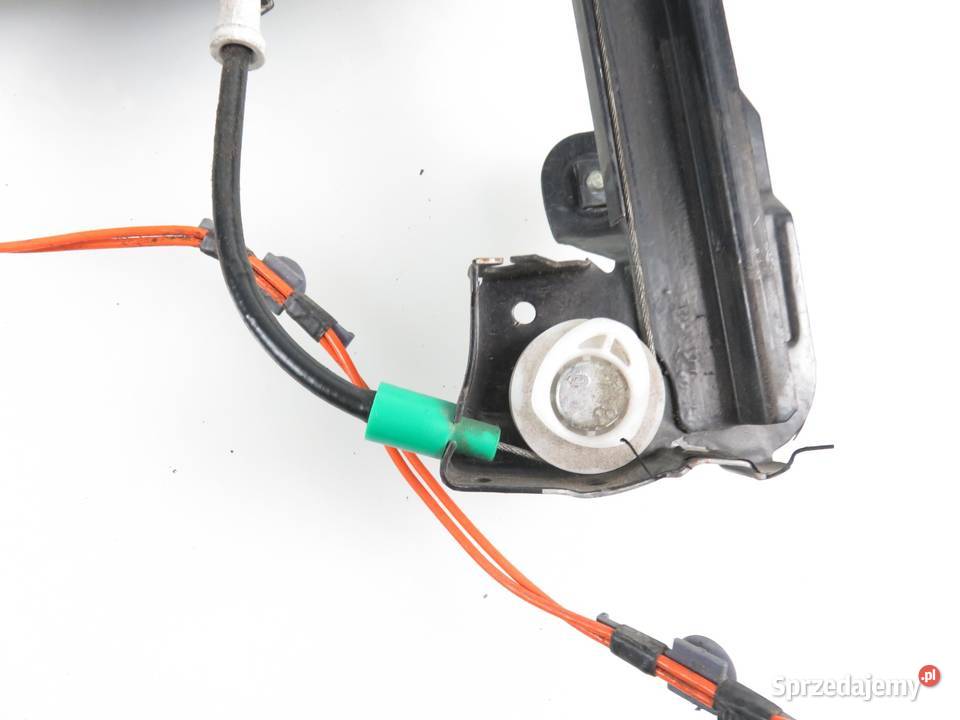 PODNOŚNIK SZYBY PRAWY PRZEDNI VW POLO III 6N1