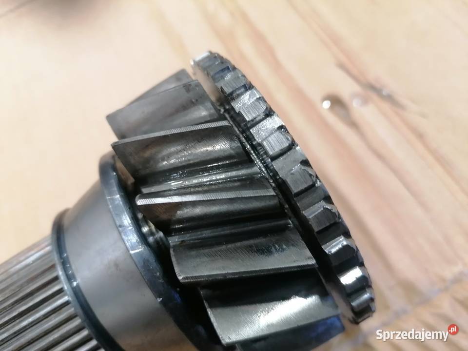 Wałek skrzyni biegów Renault 103 54 106 54 110 Andrychów