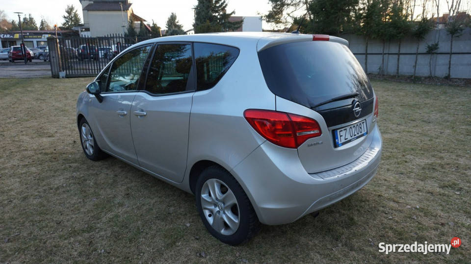 Opel Meriva zarejestrowany ubezpieczony wielofunkcyjna kierownica Zielona Góra
