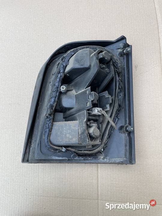 Lampa tył tylna lewa Nissan micra k11 Szczecin