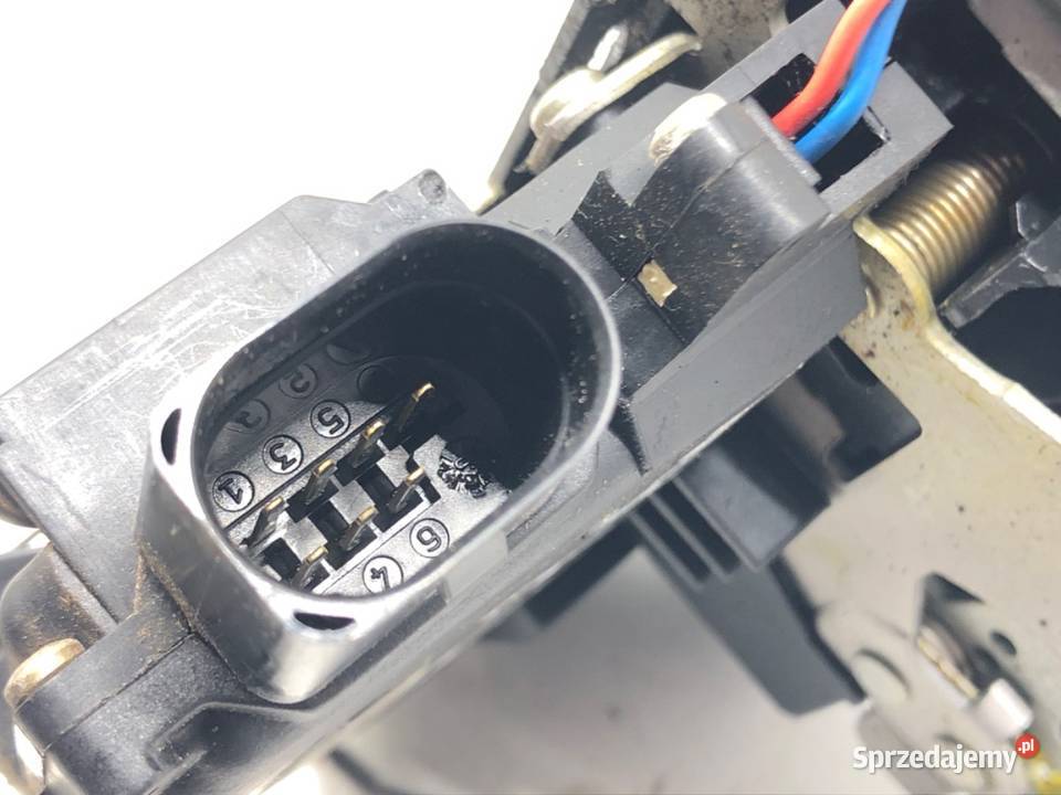 ZAMEK DRZWI PRAWY TYŁ AUDI A4 B6 Kombi Zamki, wkładki i kluczyki