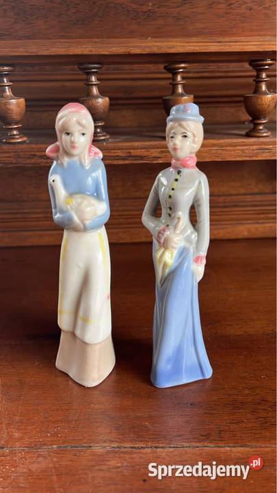 Figurka Pani z gąską i dama z parasolką Bez sprzedam