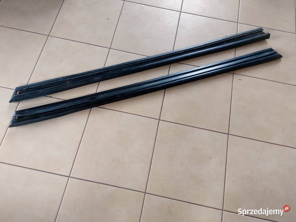 Mercedes W463 G Klasa wersja 3 drzwi listwy sprzedam