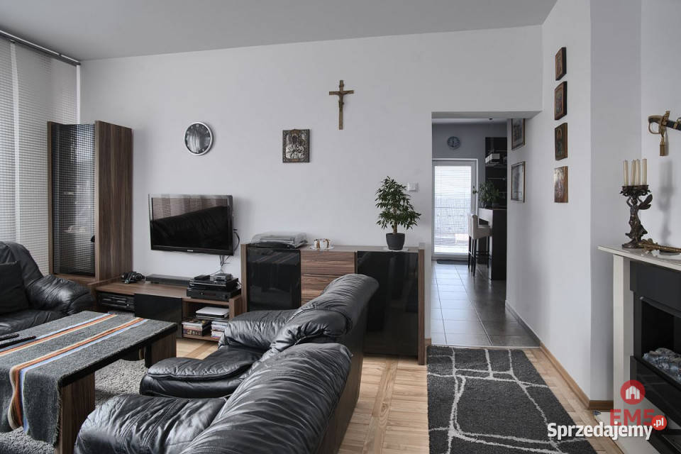 Dom wolnostojący 270m2 Żółtki