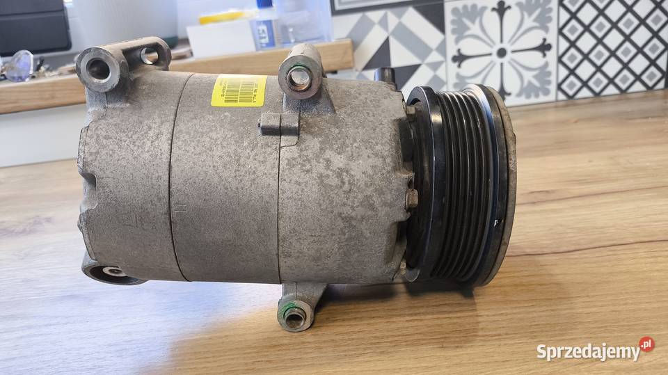 Sprężarka kompresor klimatyzacji Ford Focus MK3 Zawady