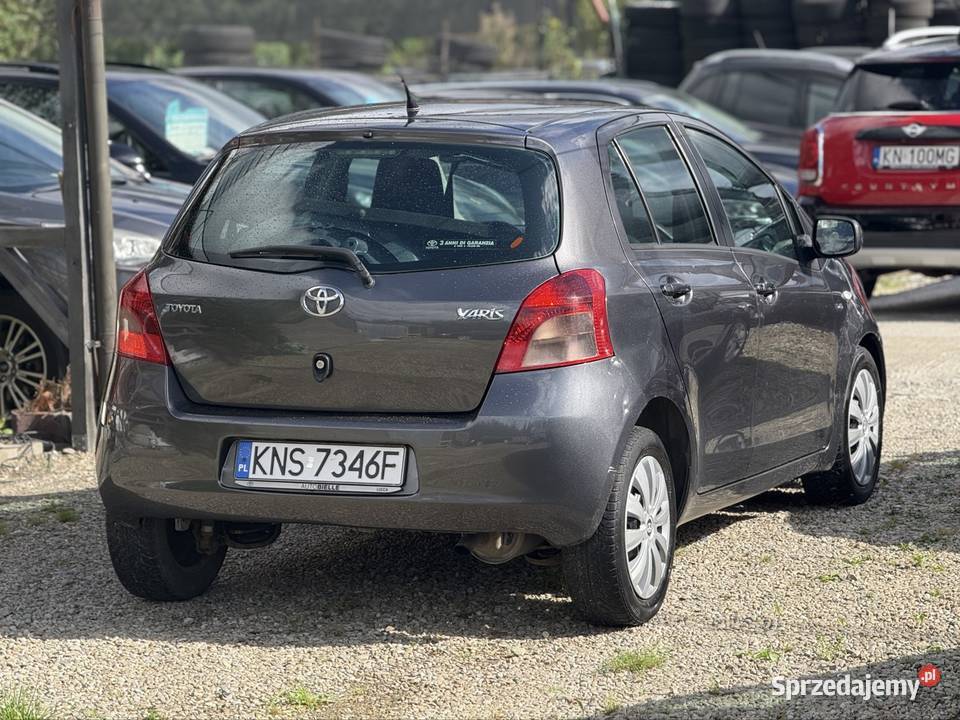 Toyota yaris AUTOMAT elektryczne lusterka