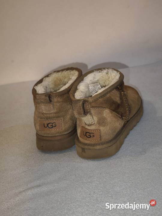 Oryginalne botki UGG Legionowo