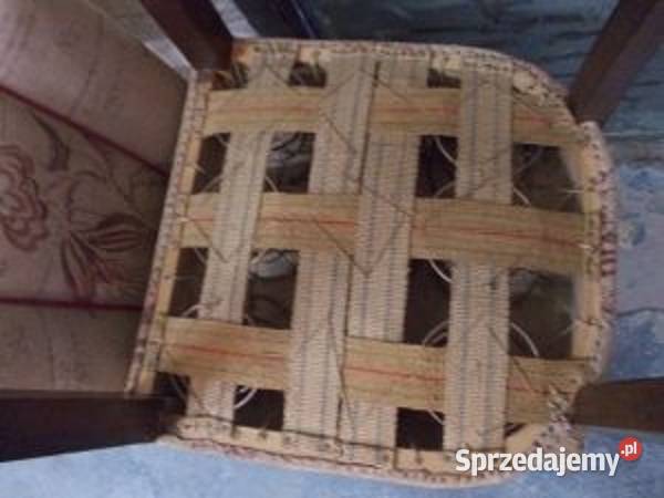 Stare dębowe krzesła na sprężynach