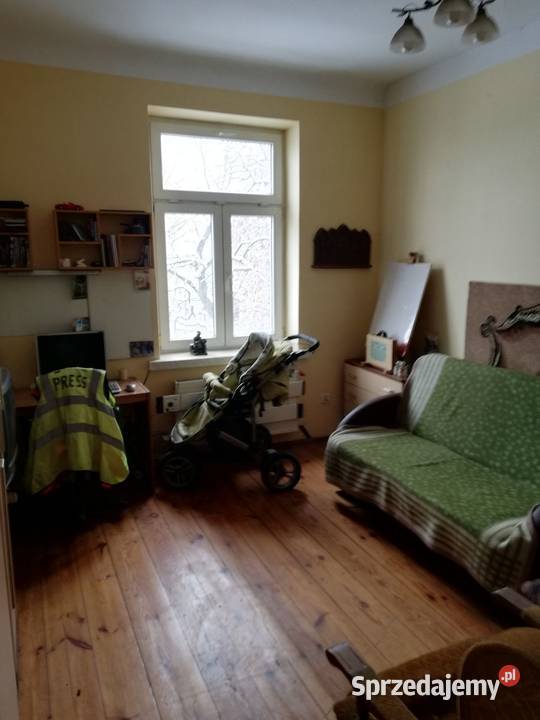 2 pokoje w kamienicy w Wołominie Sprzedaż Wołomin