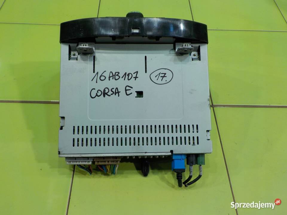 OPEL CORSA E 13 CDTI 16r HB 5D wyswietlacz radia Suków sprzedam