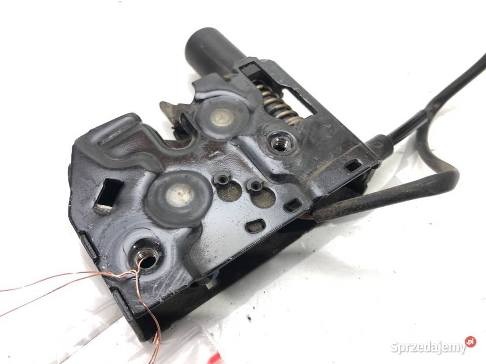 ZAMEK MASKI LEWY AUDI A6 C7 SedanLimuzyna 1018