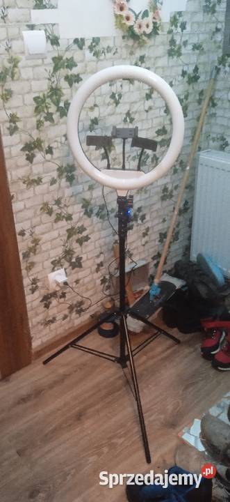 Sprzedam lampę oring 36 LED idealna do makijażu