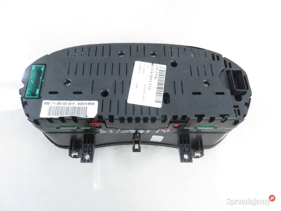 LICZNIK VW POLO IV 9N 12 6V 6Q0920804