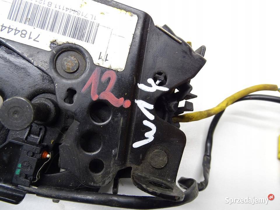 ZAMEK RYGIEL MASKI LEWY BMW F10 F11 7184441 Zamki, wkładki i kluczyki