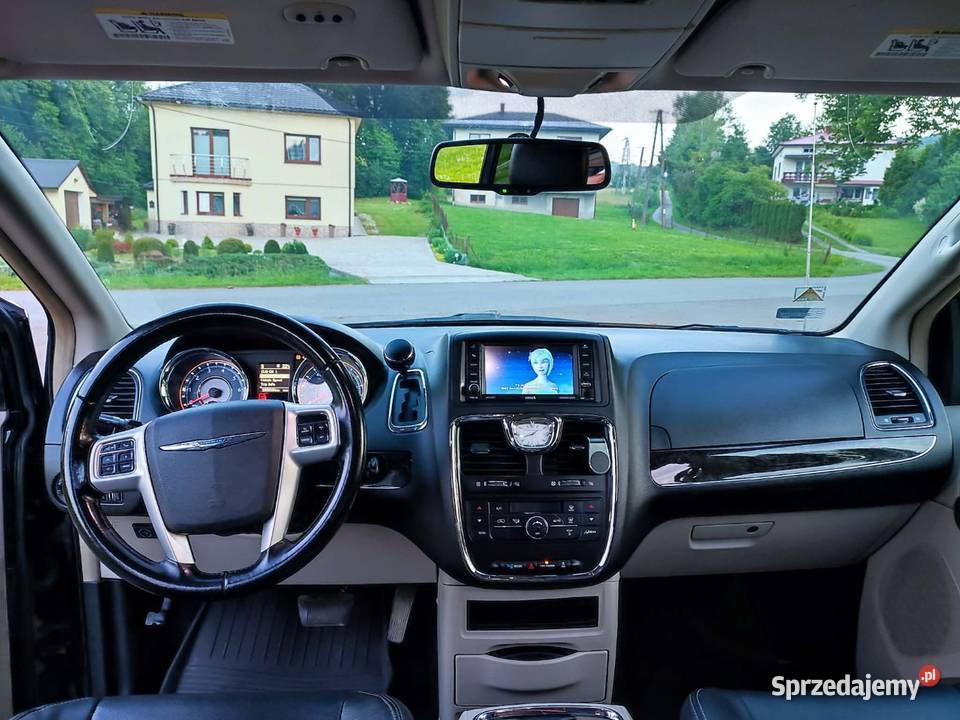 Ładny nie zgnity Chrysler Town Country 36v6 Domaradz