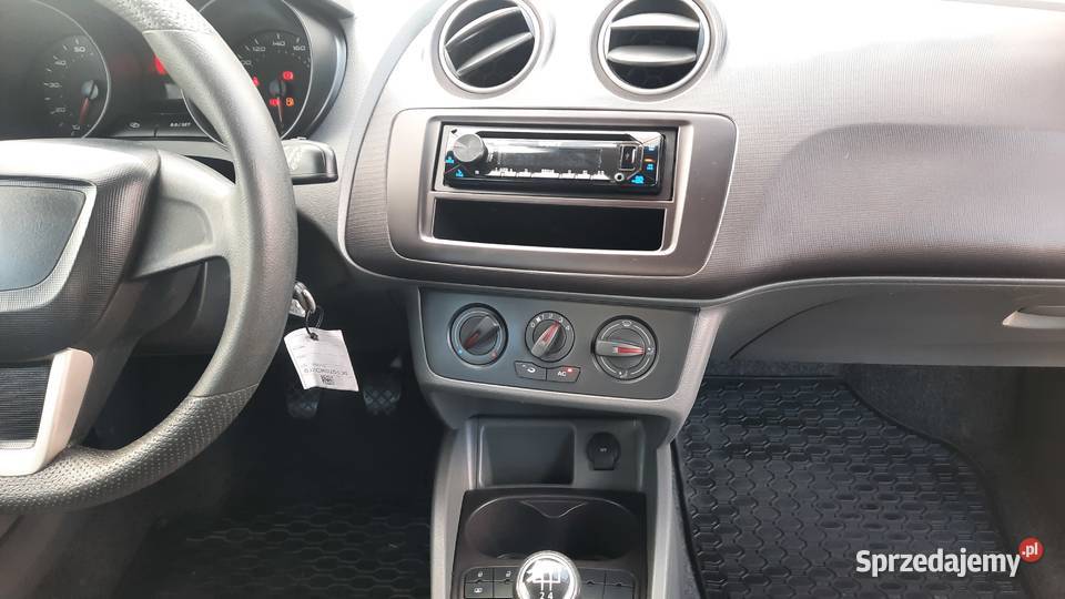 Seat Ibiza 14 16V Benzyna 2011 r Alu Klima komputer pokładowy Kraśnik
