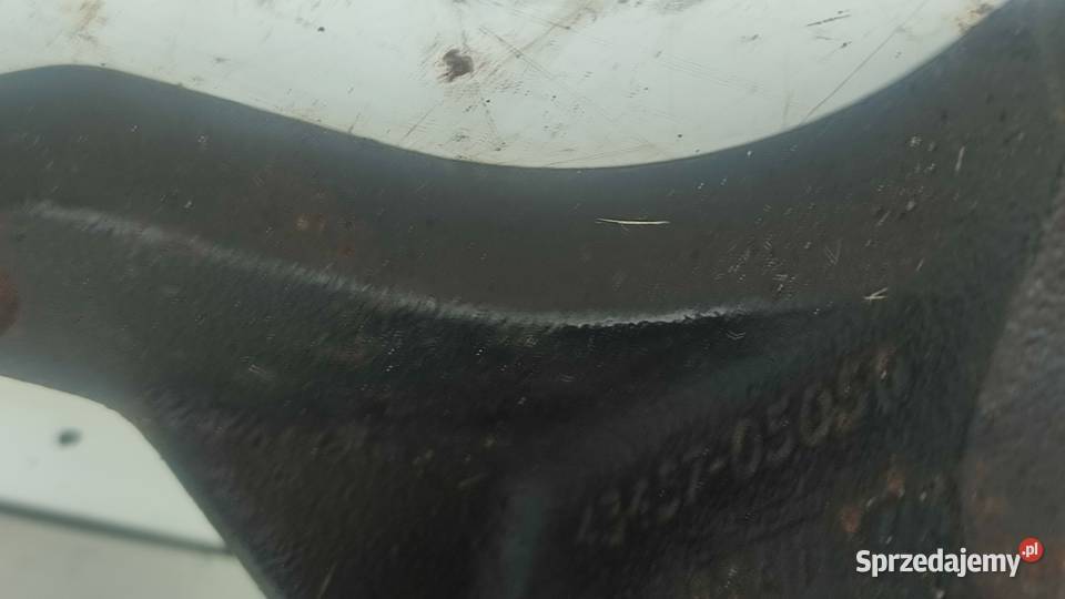 126TOYOTA AVENSIS III T27 D4D PÓŁOŚKA PRZEGUB