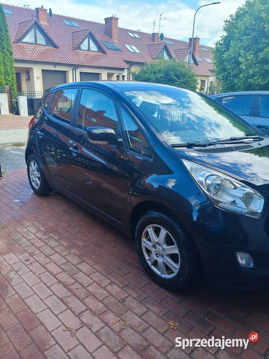 Kia Venga 14 Benzlpg czarny Venga Gowarzewo