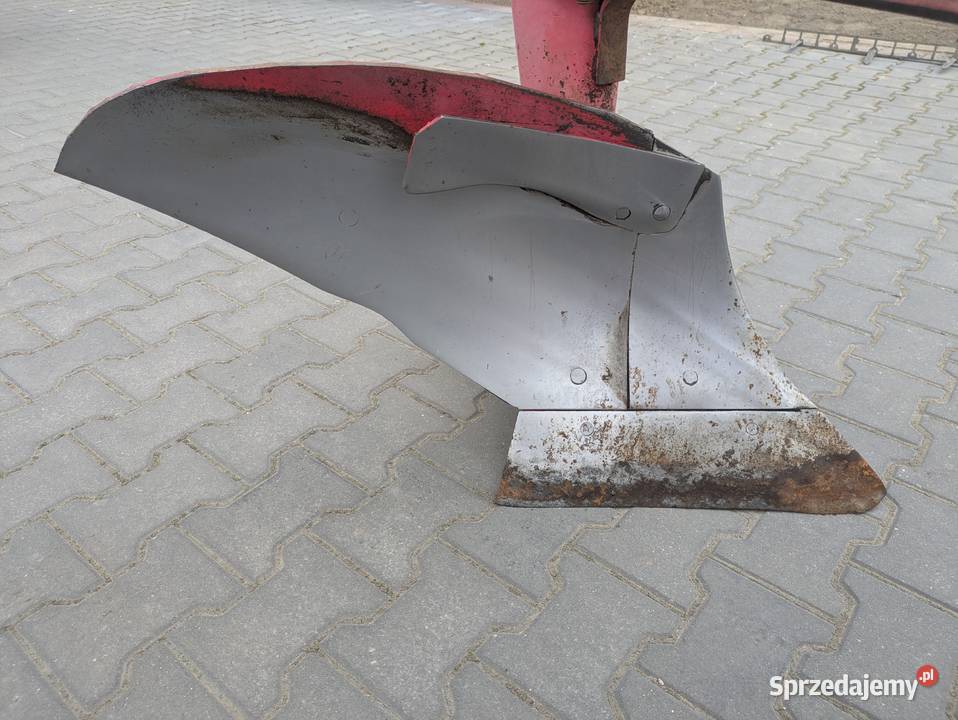 Pług 4 skibowy zagonowy rolnika nieuszkodzony Maciejowice sprzedam