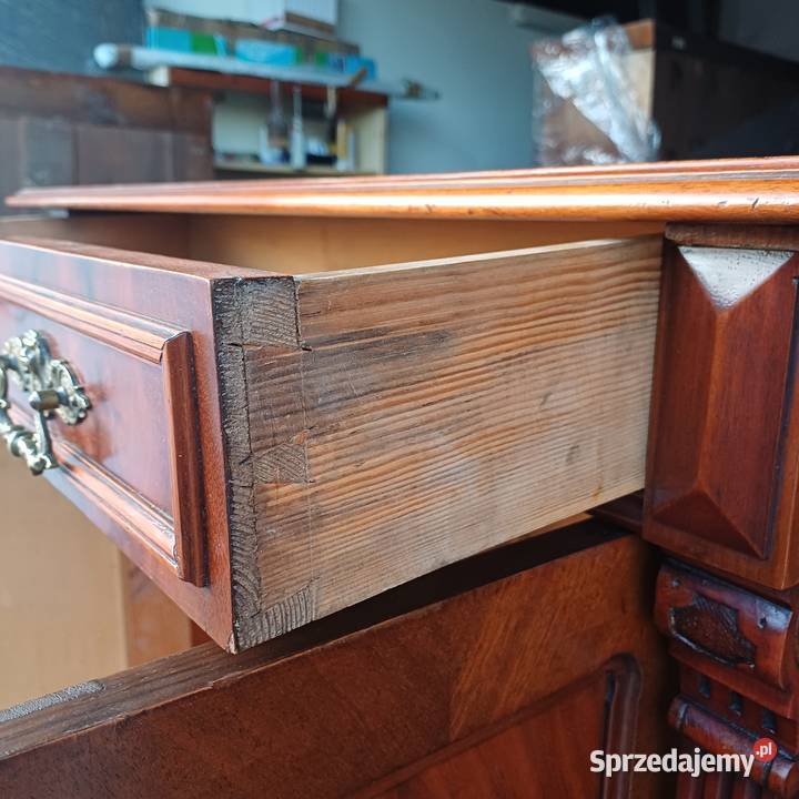 Zabytkowa Bieliźniarka w stylu Eklektycznym Antyki, Sztuka, Kolekcje wielkopolskie