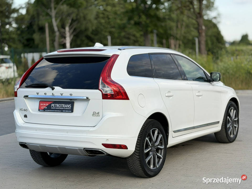 Volvo XC 60 20 190 LED KSENON Nawigacja Kamera centralny zamek Mrągowo sprzedam