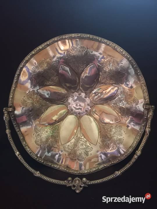 Patera platerowa w grawerowane kwiaty