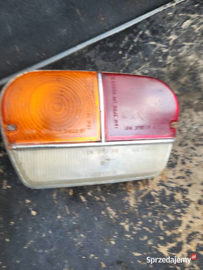 LAMPA TYŁ FIAT 1500 C Rybnik