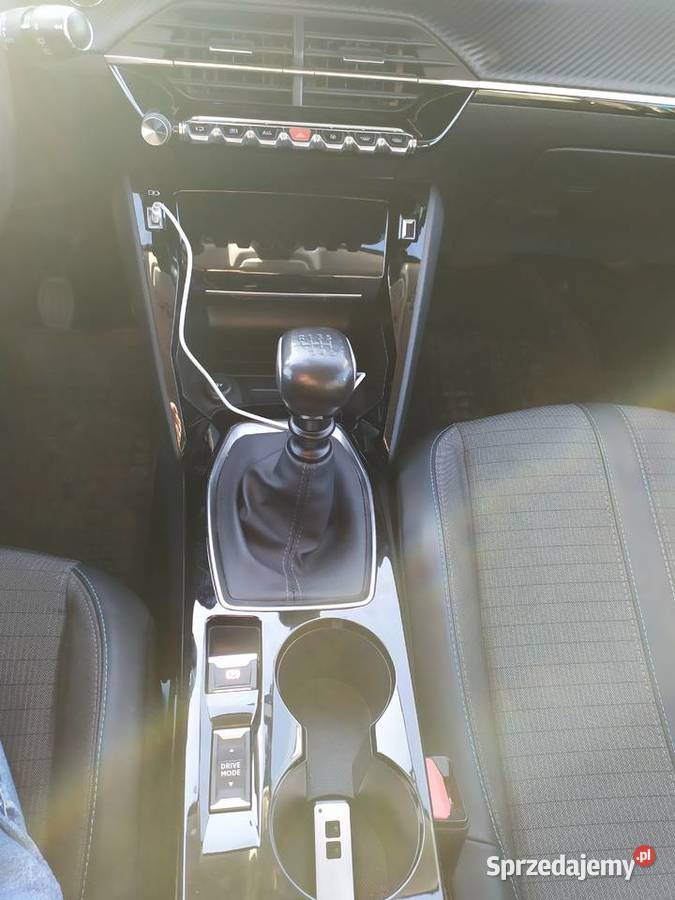Peugeot 208 15 bluhdi zegary 3d 208