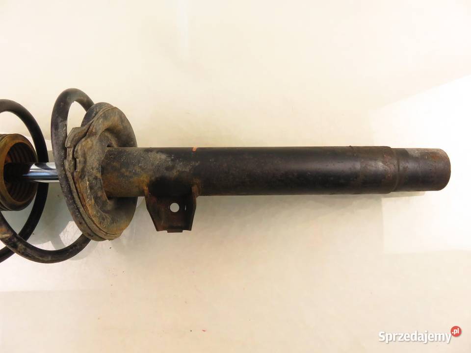 MCPERSON PRAWY PRZEDNI BMW E46 320 d Amortyzatory