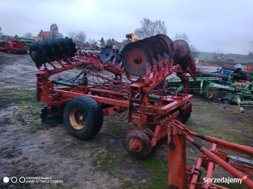 pługi zagonowe 2345 skibowe