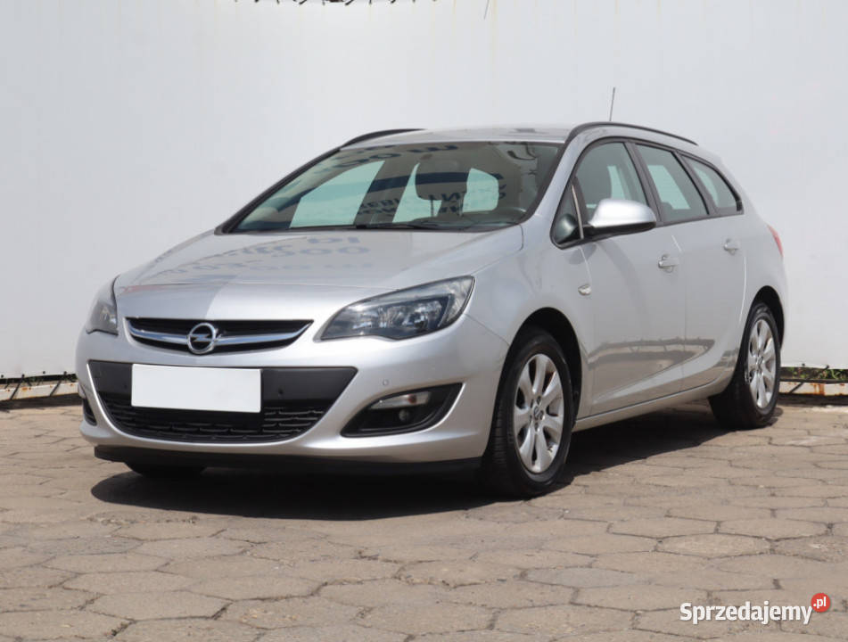 Opel Astra 14 T relingi dachowe łódzkie
