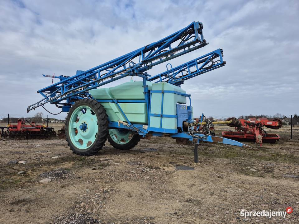 Opryskiwacz ciągany Blanchard ALUMINIOWE RAMIONA nieuszkodzony Okrzeja sprzedam