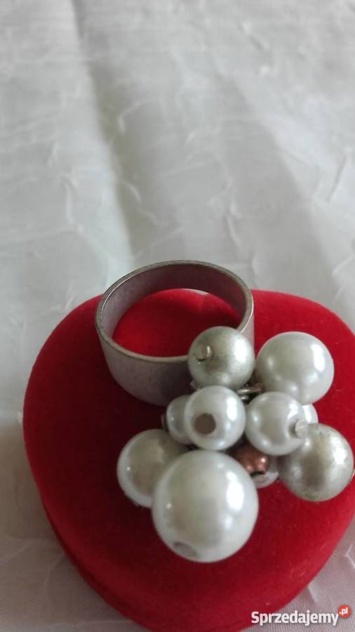 POSREBRZANA OBRĄCZKA Z PERŁAMI r 16 wielkopolskie Piła sprzedam