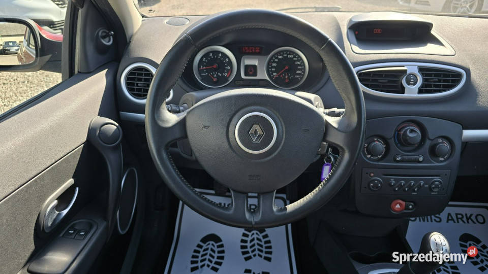 Renault Clio Benzyna 16 III 20052012 Motoryzacja zachodniopomorskie Zieleniewo