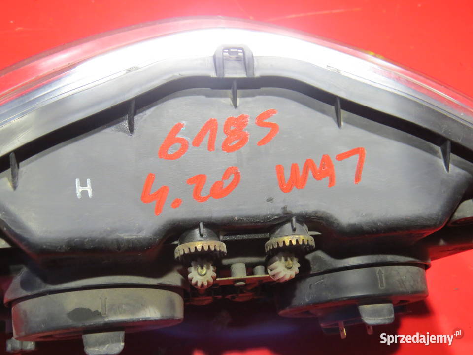 YAMAHA MAJESTY 250 03 lampa przód przednia Warszawa