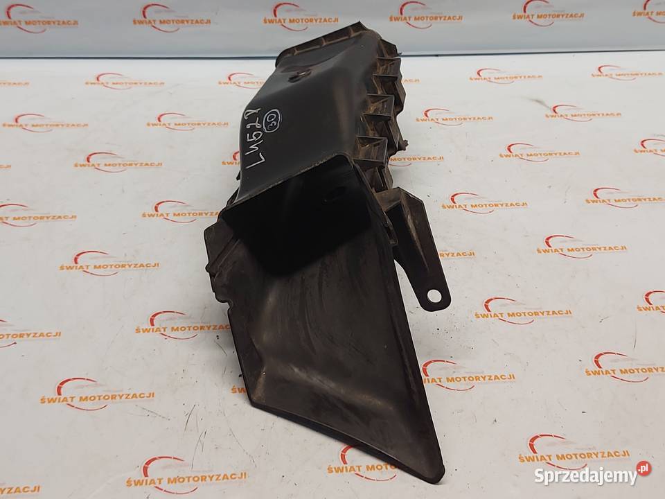 BMW E90 E91 28 B rura dolot powietrza lewa Kielce