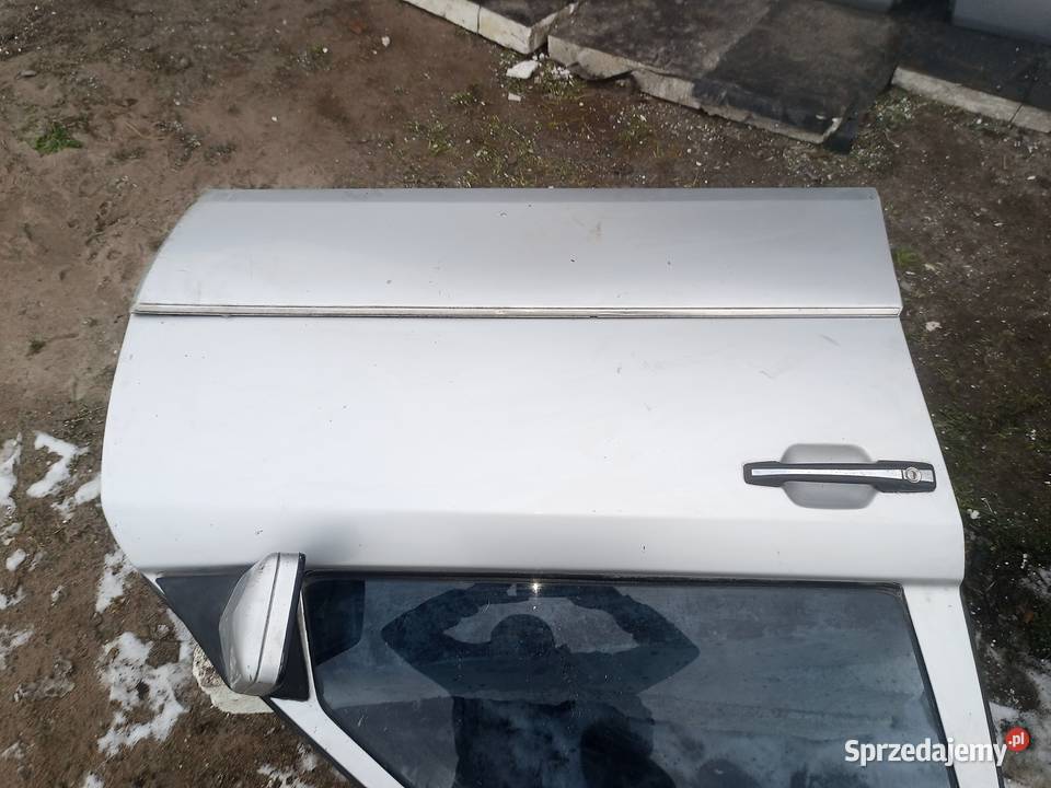 Sprzedam części Mercedes W124 części blacharskie Kozłów Biskupi sprzedam