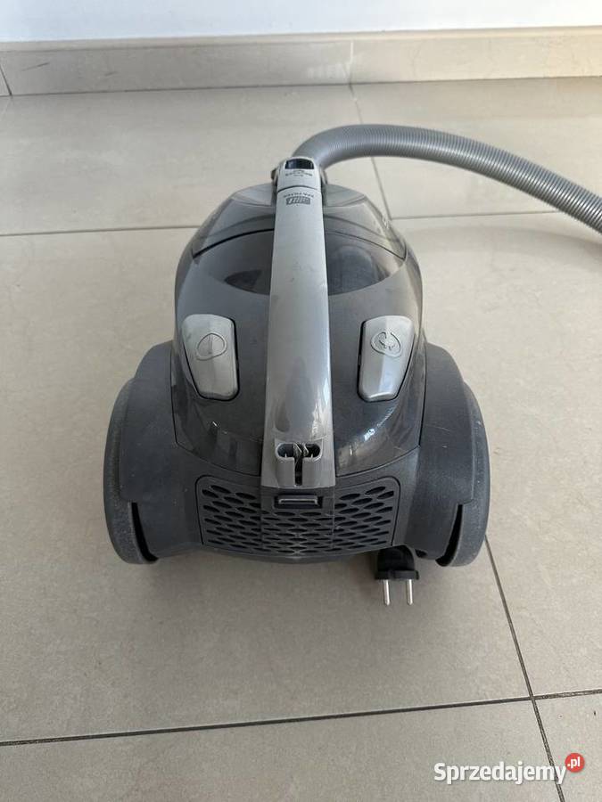 Odkurzacz Hoover bezworkowy 700 W sprzedam