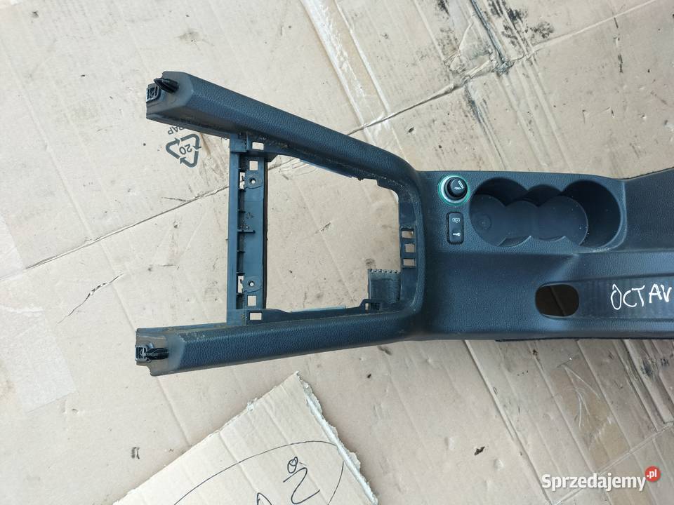 SKODA OCTAVIA II 2 TUNEL ŚRODKOWY Kamień-Kolonia sprzedam