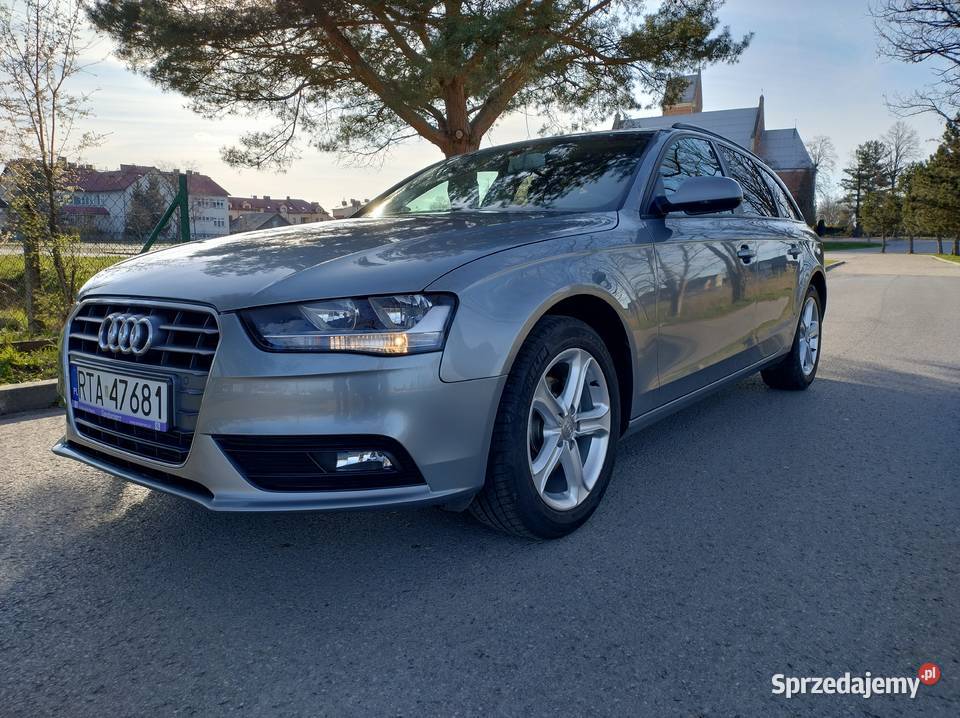 Audi A4 b8 prywatne auto zadbane Rok produkcji 2009 Sandomierz