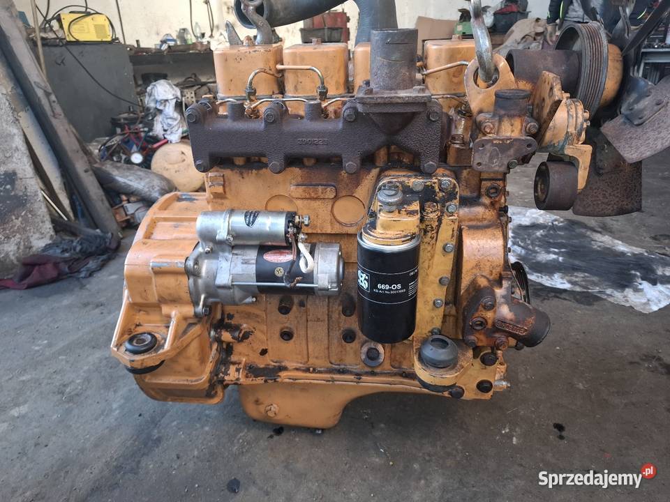 Silnik Cummins 4B390 kapitalnym remoncie Mecalac Targoszyn