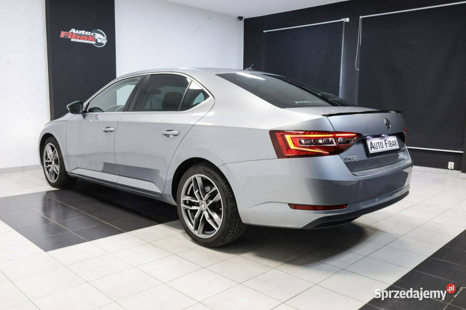 koda Superb 190StyleSalon PolskaAutomat asystent pasa ruchu Škoda łódzkie Konstantynów Łódzki