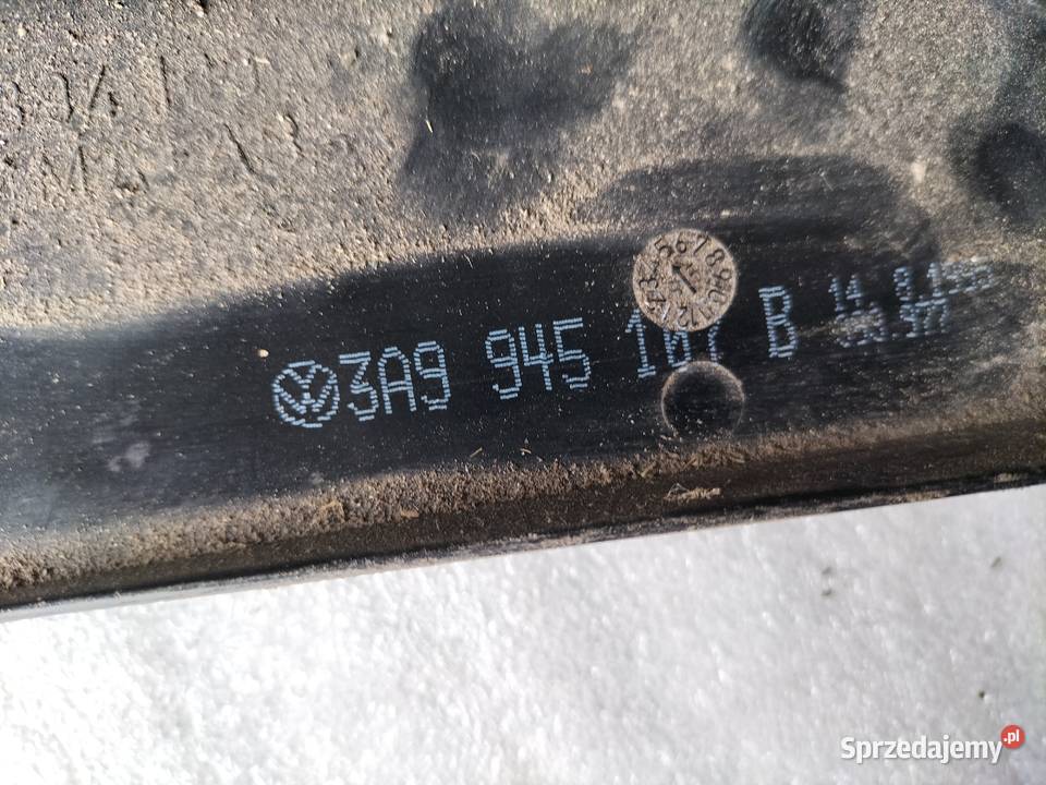 PASSAT B4 KOMBI LAMPA TYŁ TYLNA Kamień-Kolonia sprzedam