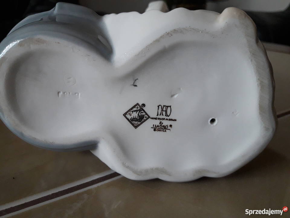 Figurka porcelanowa 285 NAO LLADRO Daisa lubelskie Janów Lubelski