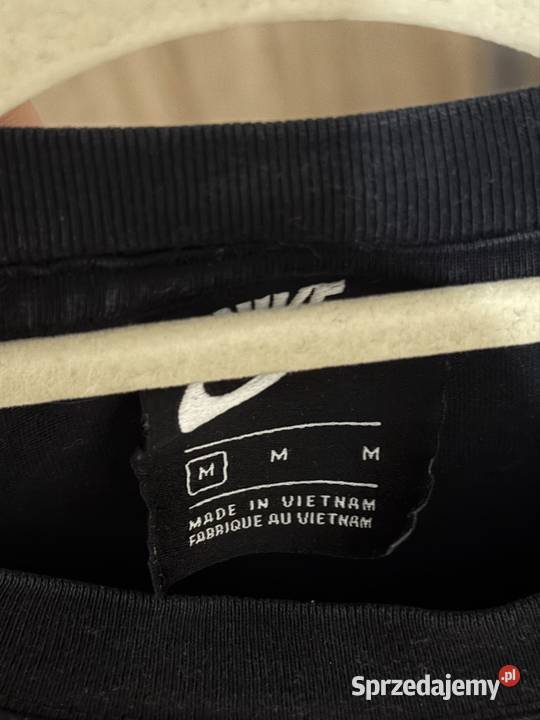 Koszulka Nike M central swoosh tshirt czarna Skarżysko-Kamienna