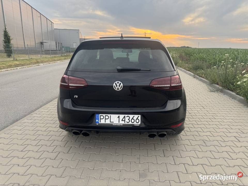 VW Golf R 300 isofix Korzkwy