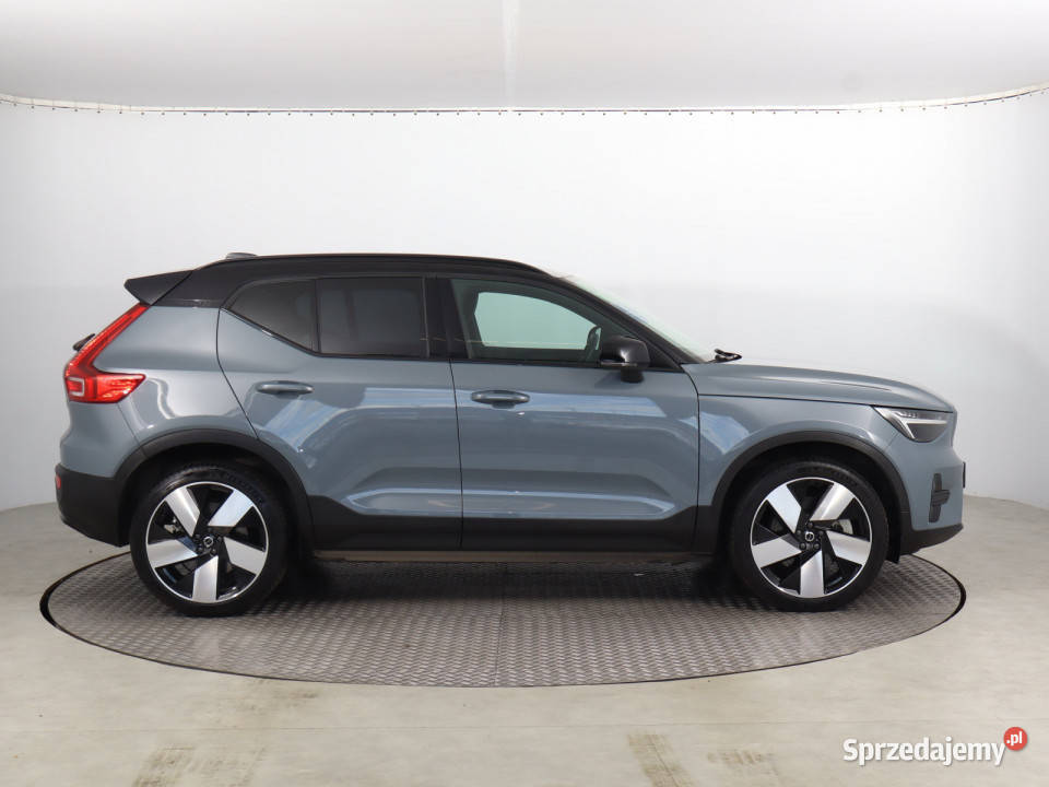 Volvo XC40 Recharge Twin Motor bluetooth Bielany Wrocławskie