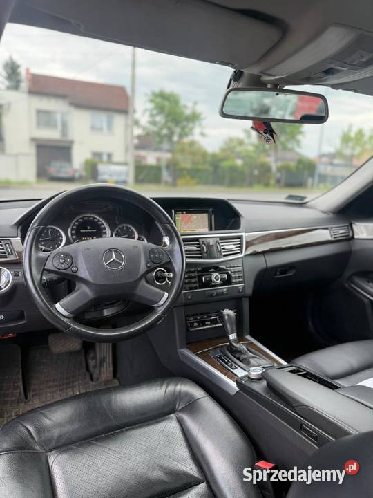 MercedesBenz Klasa E W212 21 sedan 2011 Częstochowa sprzedam